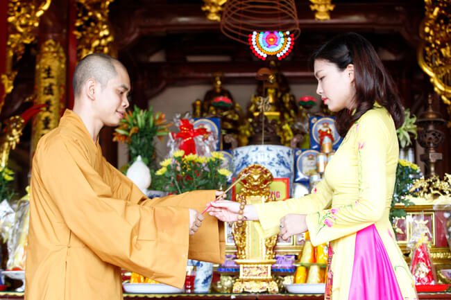 Hoa khôi sinh viên nổi bật trong ngày lễ Phật Đản 8